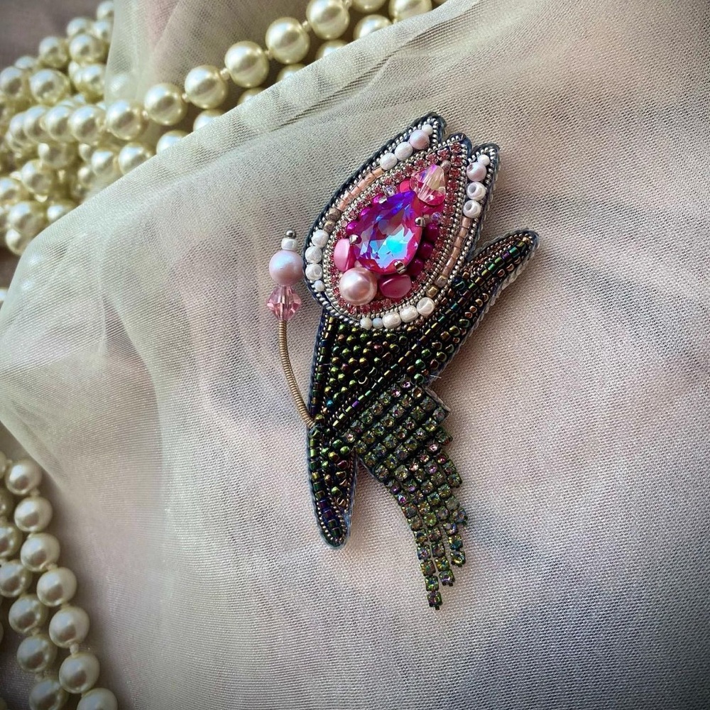 lapel brooch swarovski brow